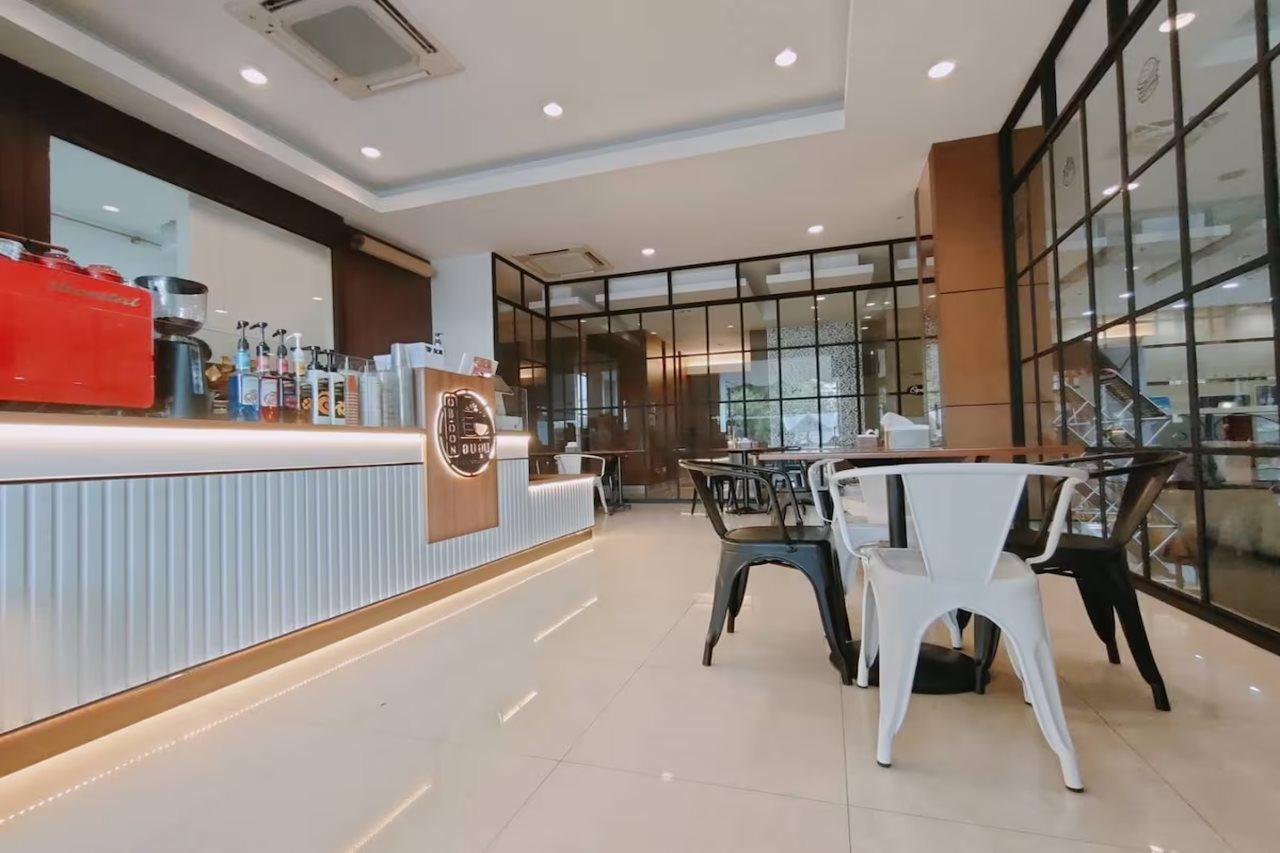 At115 By Rompo Mansion Hotel กรุงเทพมหานคร ภายนอก รูปภาพ
